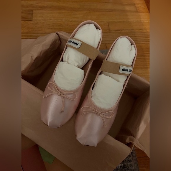 Miu Miu Pink Satin Ballet Flats - Picture 1 of 3